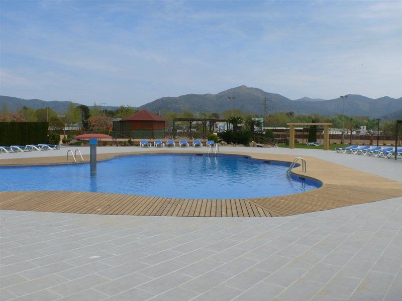 Hotel Spa Mediterraneo Park Roses Ngoại thất bức ảnh